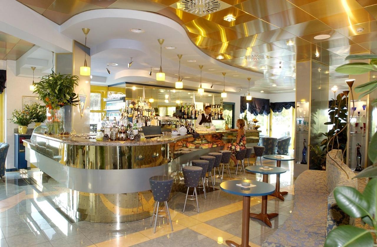 Hotel Luna Bibione Luaran gambar