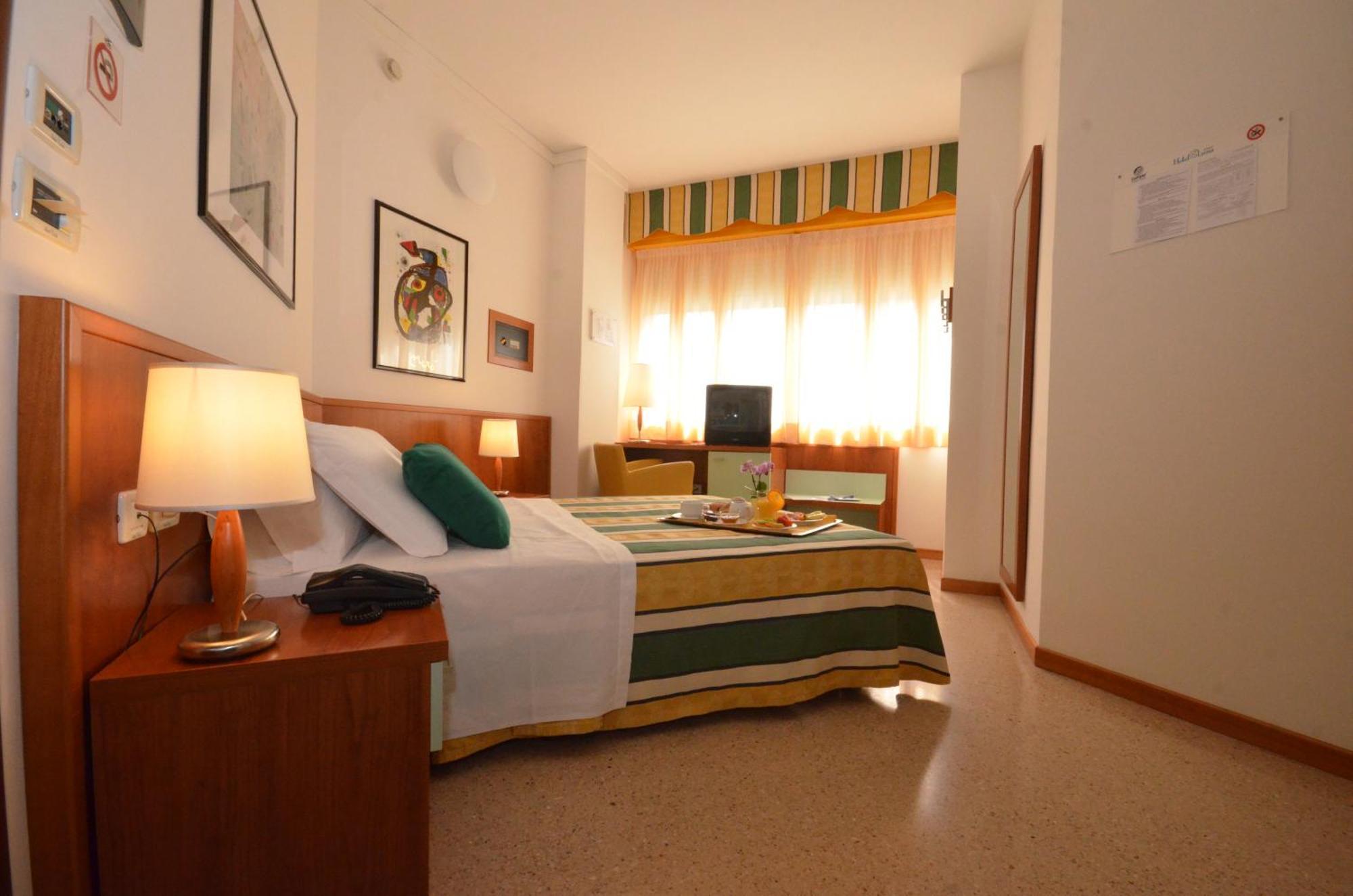 Hotel Luna Bibione Luaran gambar